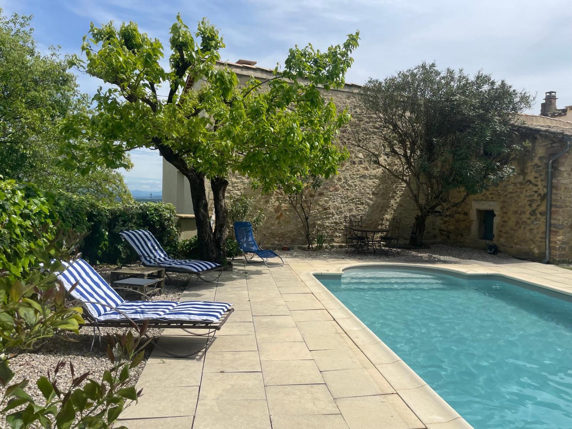 Maison Des Bourgades Saint-Julien-de-Peyrolas ภายนอก รูปภาพ